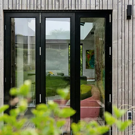 Сasa de vacaciones Nordisk Arkitektur Med Plads Til Hele Familien Odder