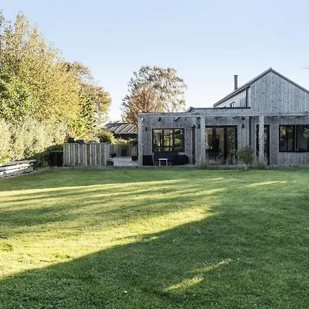 Nordisk Arkitektur Med Plads Til Hele Familien Сasa de vacaciones Odder