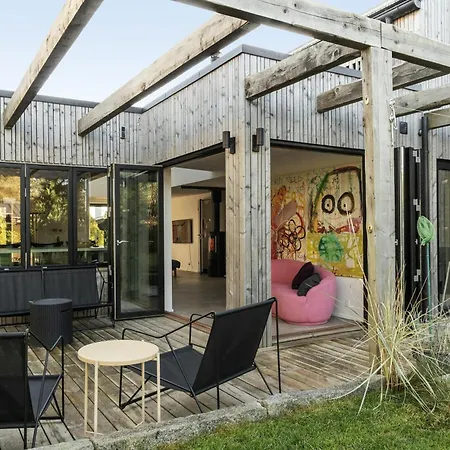 Semesterbostad Nordic Architecture With For The Whole Family *